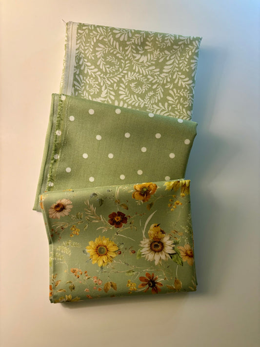 Sunflower Whispers Fat Quarter Bundle - Green