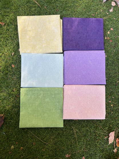Quilters Linen by Robert Kaufman Fat Quarter Bundle