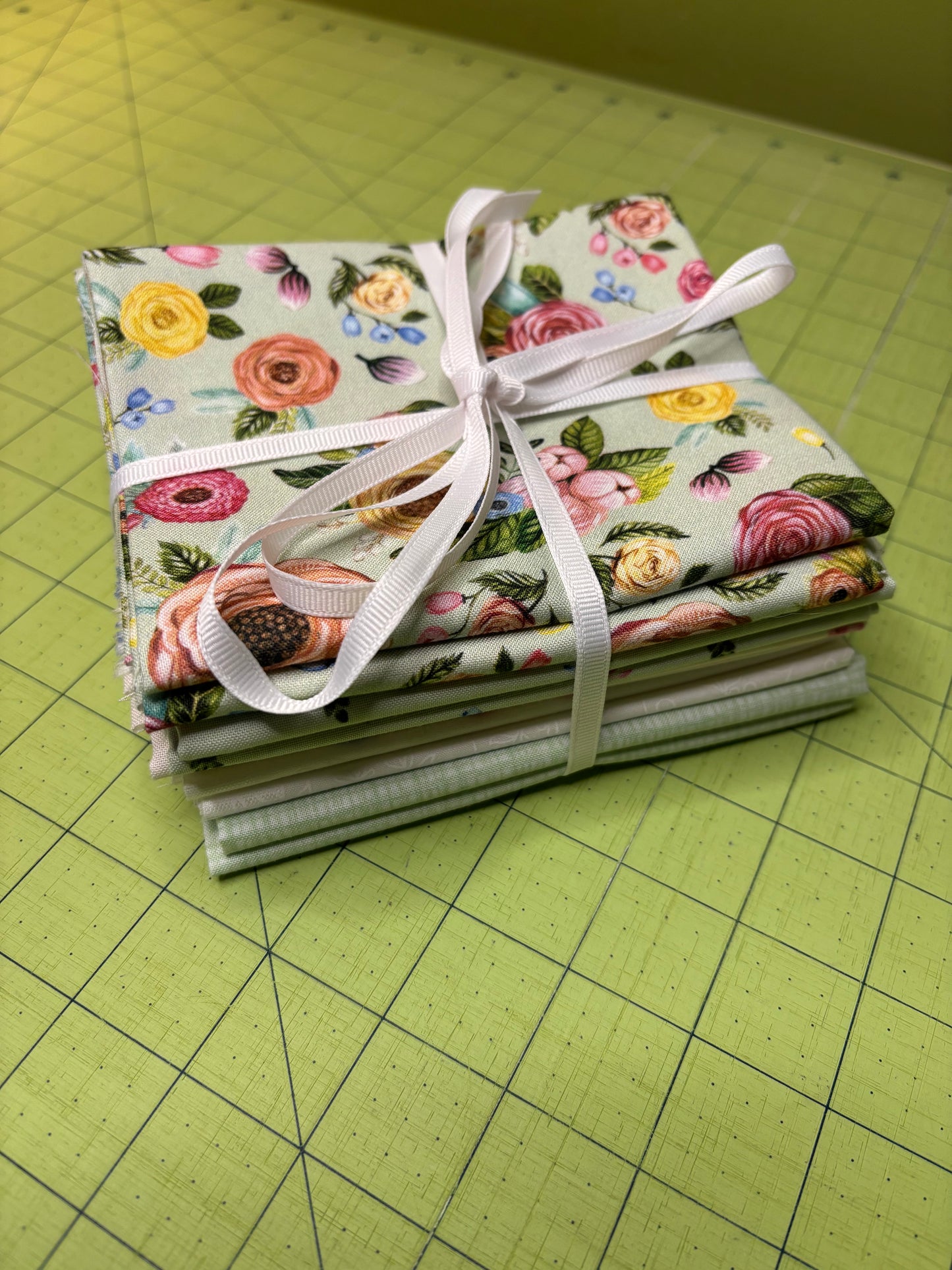 Sweet Floral Mint Fat Quarter Bundle
