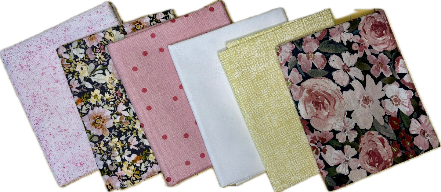 Small Fall in Love Fat Quarter Bundle